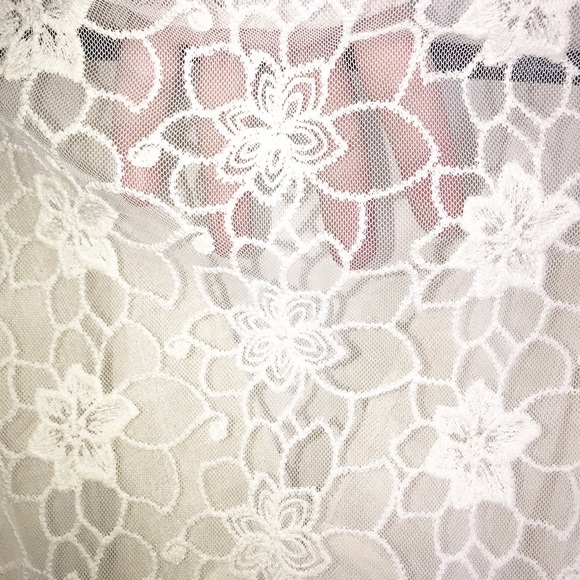 🚨SOLD🚨 E2 Boho, Gypsie, Festival Bell Sleeve Lace Dress - Picture 6 of 10